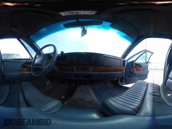 ✅ 1995 Buick Park Avenue • VIN: 1G4CW52K6SH621086 • Lot: 42807105. Listed on IAAI with 82,224 mi. Free auction sales archive from the USA and detailed vehicle history report at DreamBid. Image 17.