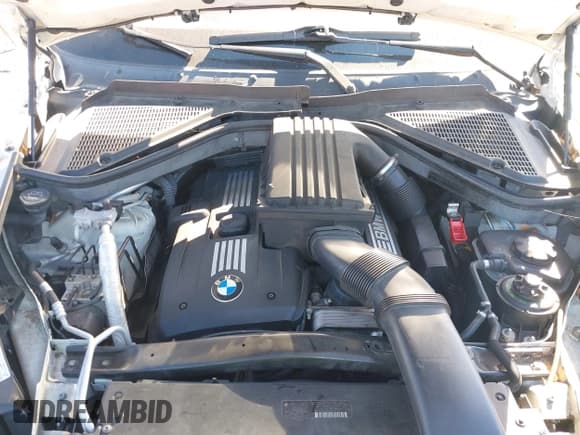 ✅ 2008 BMW X5 3.0si • VIN: 5UXFE43508L008294 • Лот: 43363205. Опубликован ранее на IAAI с пробегом 78 468 миль. Бесплатный доступ к архиву аукционных продаж из США и подробный отчёт об истории автомобиля на DreamBid. Изображение 10.