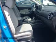 ✅ 2022 Hyundai Kona SEL • VIN: KM8K62AB6NU803457 • Лот: 42514385. Опубликован ранее на IAAI с пробегом 76 300 миль. Бесплатный доступ к архиву аукционных продаж из США и подробный отчёт об истории автомобиля на DreamBid. Изображение 5.