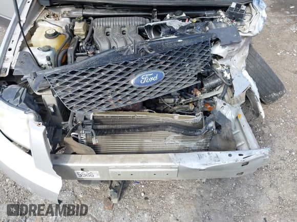 ✅ 2006 Ford Freestyle SE • VIN: 1FMZK01166GA43343 • Lot: 43170003. Wystawiony na IAAI z przebiegiem Nie podano. Bezpłatny archiwum sprzedaży aukcyjnych z USA i szczegółowy raport historii pojazdu na DreamBid. Zdjęcie 10.