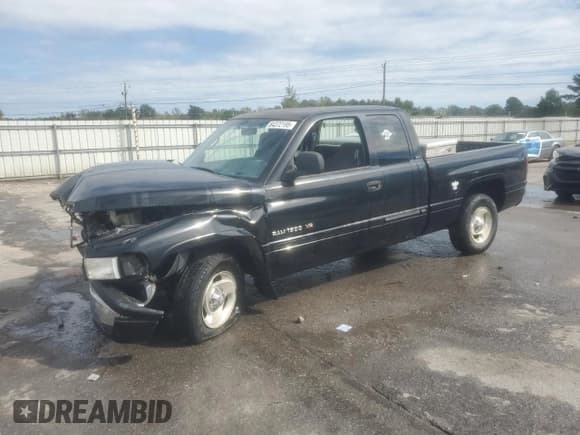 ✅ 2001 Dodge 1500 • VIN: 1B7HC13Y51J270807 • Lot: 84372195. Listed on Copart with 190,713 mi. Free auction sales archive from the USA and detailed vehicle history report at DreamBid. Image 1.