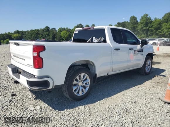 ✅ 2020 Chevrolet Silverado 1500 Custom • VIN: 1GCRWBEK6LZ223445 • Lot: 59949534. Wystawiony na Copart z przebiegiem 86 353 mil. Bezpłatny archiwum sprzedaży aukcyjnych z USA i szczegółowy raport historii pojazdu na DreamBid. Zdjęcie 3.