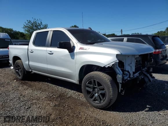 ✅ 2022 Chevrolet Silverado 1500 RST • VIN: 1GCUYEET3NZ198327 • Лот: 69552415. Опубликован ранее на Copart с пробегом 95 060 миль. Бесплатный доступ к архиву аукционных продаж из США и подробный отчёт об истории автомобиля на DreamBid. Изображение 4.