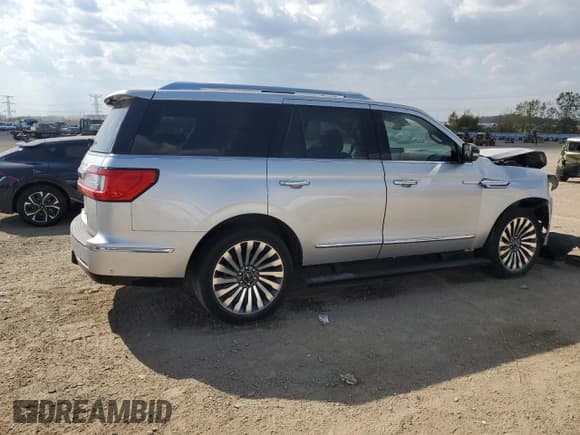 ✅ 2018 Lincoln Navigator Reserve • VIN: 5LMJJ2LT5JEL20463 • Lot: 84065775. Wystawiony na Copart z przebiegiem 83 200 mil. Bezpłatny archiwum sprzedaży aukcyjnych z USA i szczegółowy raport historii pojazdu na DreamBid. Zdjęcie 3.