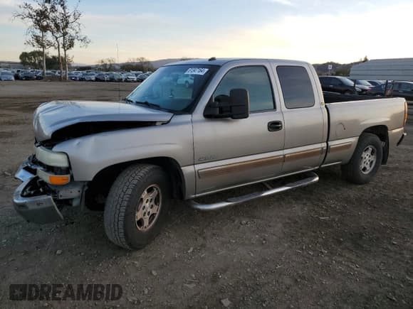 ✅ 2002 Chevrolet Silverado 1500 LT • VIN: 2GCEC19T321425882 • Лот: 81347164. Опубликован ранее на Copart с пробегом 189 162 миль. Бесплатный доступ к архиву аукционных продаж из США и подробный отчёт об истории автомобиля на DreamBid. Изображение 1.