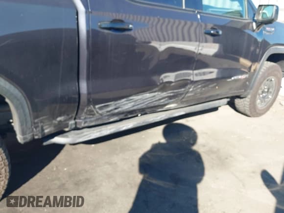 ✅ 2023 GMC Sierra 1500 AT4X • VIN: 3GTUUFEL7PG313015 • Лот: 43578152. Опубликован ранее на IAAI с пробегом 40 720 миль. Бесплатный доступ к архиву аукционных продаж из США и подробный отчёт об истории автомобиля на DreamBid. Изображение 6.