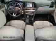 2018 Hyundai Sonata SE с VIN 5NPE24AF5JH611575, выставлен на аукционе Copart как лот 90310695 с пробегом 86 940 миль миль и Списание • Salvage title. История ставок и продаж доступна на DreamBid. Изображение 8.