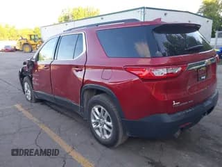 ✅ 2021 Chevrolet Traverse LT Cloth • VIN: 1GNEVGKW8MJ145151 • Lot: 43062956. Wystawiony na IAAI z przebiegiem 70 162 mil. Bezpłatny archiwum sprzedaży aukcyjnych z USA i szczegółowy raport historii pojazdu na DreamBid. Zdjęcie 3.