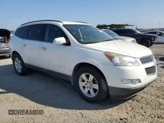 ✅ 2012 Chevrolet Traverse 1LT • VIN: 1GNKRGED0CJ138419 • Lot: 90119345. Wystawiony na Copart z przebiegiem 128 476 mil. Bezpłatny archiwum sprzedaży aukcyjnych z USA i szczegółowy raport historii pojazdu na DreamBid. Zdjęcie 4.