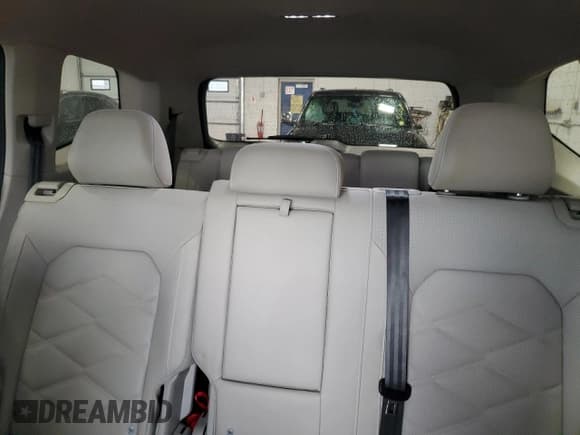 ✅ 2024 Volkswagen Atlas SE • VIN: 1V2HR2CA1RC530058 • Лот: 65821715. Опубликован ранее на Copart с пробегом 11 861 миль. Бесплатный доступ к архиву аукционных продаж из США и подробный отчёт об истории автомобиля на DreamBid. Изображение 10.