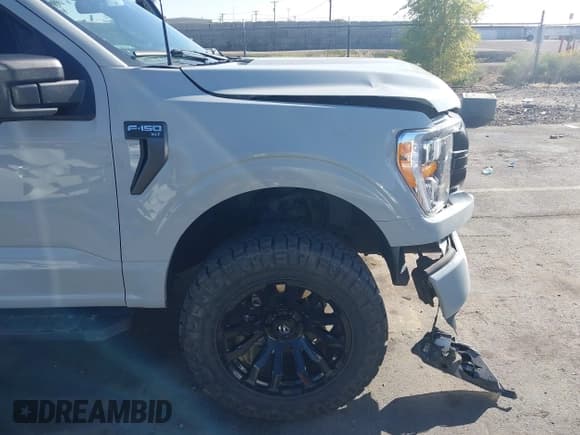 ✅ 2023 Ford F-150 XL • VIN: 1FTFW1E86PKD61499 • Lot: 43183487. Wystawiony na IAAI z przebiegiem Nie podano. Bezpłatny archiwum sprzedaży aukcyjnych z USA i szczegółowy raport historii pojazdu na DreamBid. Zdjęcie 19.