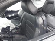 ✅ 2019 Ford Mustang EcoBoost • VIN: 1FA6P8TH3K5118867 • Lot: 43711688. Wystawiony na IAAI z przebiegiem Nie podano. Bezpłatny archiwum sprzedaży aukcyjnych z USA i szczegółowy raport historii pojazdu na DreamBid. Zdjęcie 5.