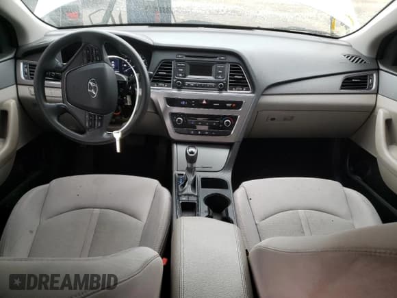 ✅ 2017 Hyundai Sonata SE • VIN: 5NPE24AF4HH579728 • Lot: 47479733. Listed on Copart with 110,862 mi. Free auction sales archive from the USA and detailed vehicle history report at DreamBid. Image 8.