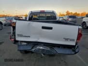 ✅ 2006 Toyota Tacoma PreRunner • VIN: 5TETU62N66Z215971 • Lot: 94097725. Wystawiony na Copart z przebiegiem 122 194 mil. Bezpłatny archiwum sprzedaży aukcyjnych z USA i szczegółowy raport historii pojazdu na DreamBid. Zdjęcie 6.