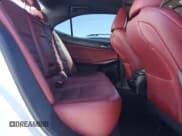 ✅ 2020 Lexus IS 300 F Sport • VIN: JTHGA1D23L5103075 • Lot: 87295805. Wystawiony na Copart z przebiegiem 78 984 mil. Bezpłatny archiwum sprzedaży aukcyjnych z USA i szczegółowy raport historii pojazdu na DreamBid. Zdjęcie 10.