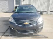 ✅ 2017 Chevrolet Traverse LS • VIN: 1GNKRFED3HJ327115 • Lot: 84521285. Wystawiony na Copart z przebiegiem 102 637 mil. Bezpłatny archiwum sprzedaży aukcyjnych z USA i szczegółowy raport historii pojazdu na DreamBid. Zdjęcie 5.