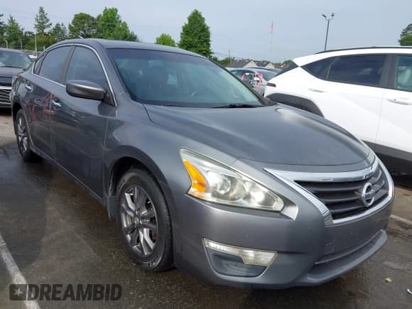 ✅ 2015 Nissan Altima S • VIN: 1N4AL3AP7FN908374 • Lot: 42322910. Listed on IAAI with 147,395 mi. Free auction sales archive from the USA and detailed vehicle history report at DreamBid. Image 1.