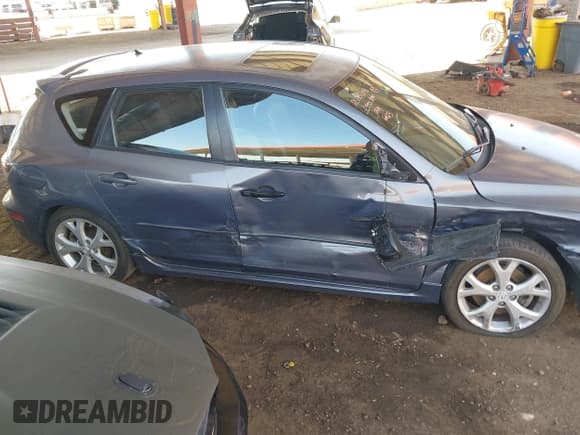 ✅ 2008 Mazda 3 S Sport • VIN: JM1BK343481796623 • Lot: 43574336. Wystawiony na IAAI z przebiegiem Nie podano. Bezpłatny archiwum sprzedaży aukcyjnych z USA i szczegółowy raport historii pojazdu na DreamBid. Zdjęcie 13.