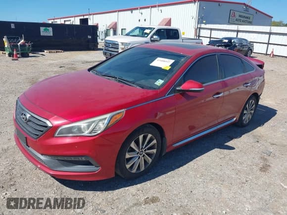 ✅ 2017 Hyundai Sonata Sport • VIN: 5NPE34AF9HH577020 • Lot: 43408537. Listed on IAAI with 174,024 mi. Free auction sales archive from the USA and detailed vehicle history report at DreamBid. Image 23.