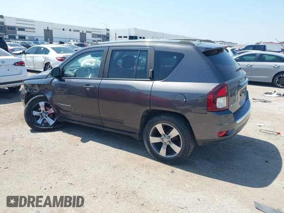 ✅ 2017 Jeep Compass High Altitude • VIN: 1C4NJDEB5HD100524 • Lot: 43181424. Wystawiony na IAAI z przebiegiem 100 943 mil. Bezpłatny archiwum sprzedaży aukcyjnych z USA i szczegółowy raport historii pojazdu na DreamBid. Zdjęcie 3.
