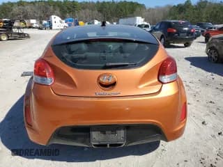 ✅ 2012 Hyundai Veloster w/Red Int • VIN: KMHTC6AD9CU044547 • Lot: 72633624. Wystawiony na Copart z przebiegiem 69 261 mil. Bezpłatny archiwum sprzedaży aukcyjnych z USA i szczegółowy raport historii pojazdu na DreamBid. Zdjęcie 6.