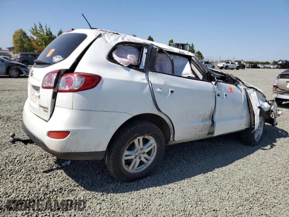 ✅ 2010 Hyundai Santa Fe GLS • VIN: 5NMSGDAB9AH352488 • Lot: 69536644. Listed on Copart with Not provided. Free auction sales archive from the USA and detailed vehicle history report at DreamBid. Image 3.