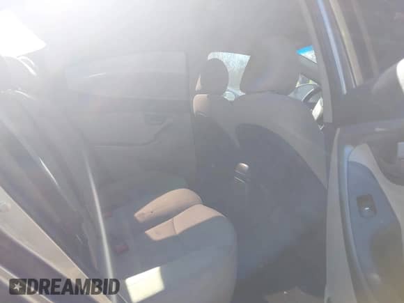 2014 Hyundai Elantra SE z VIN 5NPDH4AE7EH526826, wystawiony jako IAAI lot #41350550 z przebiegiem 204 141 mil mil oraz . Historia ofert i sprzedaży dostępna na DreamBid. Obrazek 8.