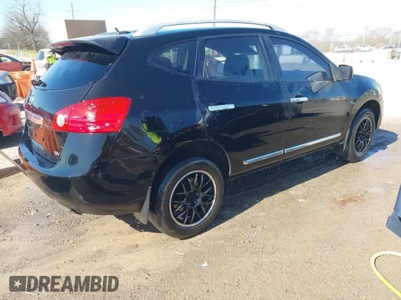 ✅ 2013 Nissan Rogue SL • VIN: JN8AS5MT1DW545647 • Lot: 43709001. Wystawiony na IAAI z przebiegiem 227 078 mil. Bezpłatny archiwum sprzedaży aukcyjnych z USA i szczegółowy raport historii pojazdu na DreamBid. Zdjęcie 4.