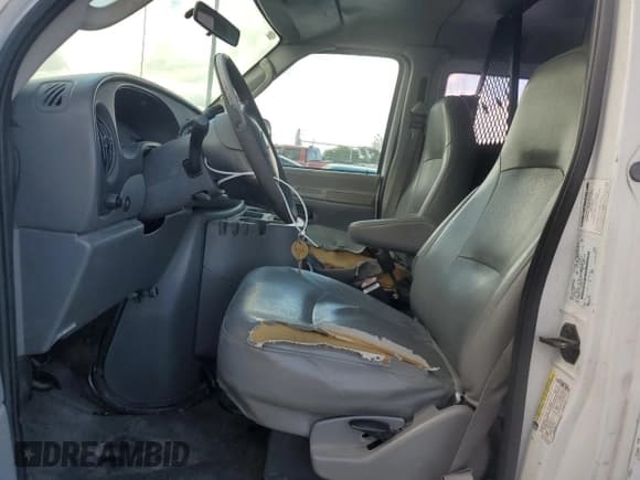 ✅ 2005 Ford Econoline Cargo • VIN: 1FTNE24L75HA80798 • Lot: 71013624. Listed on Copart with 113,731 mi. Free auction sales archive from the USA and detailed vehicle history report at DreamBid. Image 7.