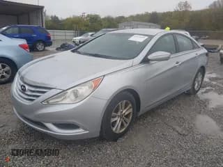 ✅ 2013 Hyundai Sonata GLS • VIN: 5NPEB4AC1DH709321 • Лот: 43574036. Опубликован ранее на IAAI с пробегом 133 170 миль. Бесплатный доступ к архиву аукционных продаж из США и подробный отчёт об истории автомобиля на DreamBid. Изображение 2.