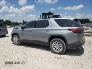 ✅ 2023 Chevrolet Traverse LS • VIN: 1GNERFKW9PJ213153 • Lot: 67842944. Wystawiony na Copart z przebiegiem 13 056 mil. Bezpłatny archiwum sprzedaży aukcyjnych z USA i szczegółowy raport historii pojazdu na DreamBid. Zdjęcie 2.