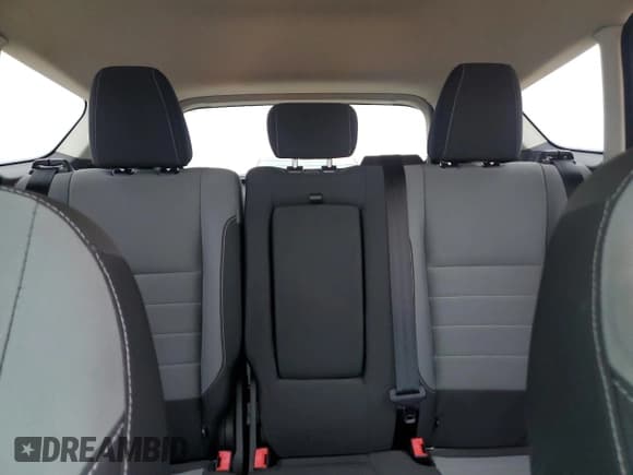 ✅ 2016 Ford Escape SE • VIN: 1FMCU9GX5GUA68981 • Lot: 71849885. Wystawiony na Copart z przebiegiem 96 810 mil. Bezpłatny archiwum sprzedaży aukcyjnych z USA i szczegółowy raport historii pojazdu na DreamBid. Zdjęcie 10.