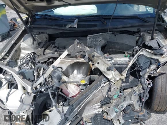 ✅ 2015 Toyota Camry XLE • VIN: 4T1BF1FK1FU010698 • Lot: 42439774. Listed on IAAI with 113,356 mi. Free auction sales archive from the USA and detailed vehicle history report at DreamBid. Image 10.