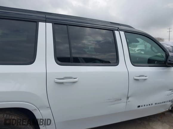 ✅ 2024 Jeep Grand Wagoneer Series II • VIN: 1C4SJSFP6RS150251 • Lot: 41619475. Listed on IAAI with 20,715 mi. Free auction sales archive from the USA and detailed vehicle history report at DreamBid. Image 13.