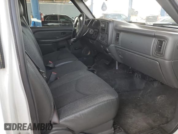 ✅ 2005 Chevrolet Silverado 1500 Work Truck • VIN: 1GCEC14X75Z351159 • Лот: 68656704. Опубликован ранее на Copart с пробегом 168 927 миль. Бесплатный доступ к архиву аукционных продаж из США и подробный отчёт об истории автомобиля на DreamBid. Изображение 10.
