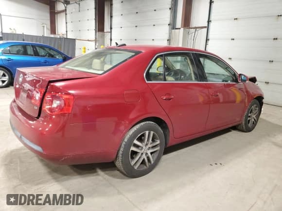 ✅ 2006 Volkswagen Jetta 2.5L • VIN: 3VWDF71K06M624182 • Lot: 86012054. Listed on Copart with 211,382 mi. Free auction sales archive from the USA and detailed vehicle history report at DreamBid. Image 3.