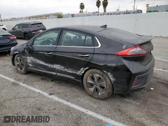 2019 Hyundai Ioniq Limited с VIN KMHC05LH6KU032986, выставлен на аукционе Copart как лот 76470124 с пробегом 68 797 миль миль и Списание • Salvage title. История ставок и продаж доступна на DreamBid. Изображение 2.