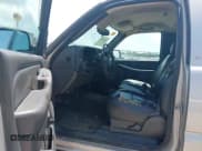 ✅ 2005 Chevrolet Silverado 1500 Work Truck • VIN: 1GCEC14X25Z114160 • Лот: 42547154. Опубликован ранее на IAAI с пробегом Не указан. Бесплатный доступ к архиву аукционных продаж из США и подробный отчёт об истории автомобиля на DreamBid. Изображение 8.