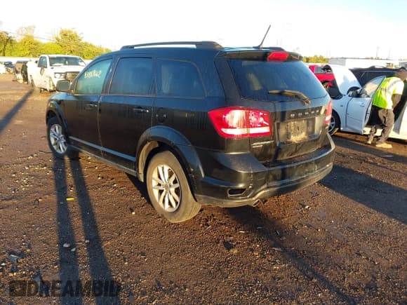 ✅ 2015 Dodge Journey SXT • VIN: 3C4PDDBG4FT526065 • Lot: 43489662. Wystawiony na IAAI z przebiegiem 186 564 mil. Bezpłatny archiwum sprzedaży aukcyjnych z USA i szczegółowy raport historii pojazdu na DreamBid. Zdjęcie 3.