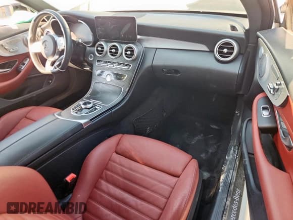 ✅ 2020 Mercedes-Benz C 300 • VIN: W1KWJ8DBXLF989854 • Lot: 81077045. Listed on Copart with 74,838 mi. Free auction sales archive from the USA and detailed vehicle history report at DreamBid. Image 8.