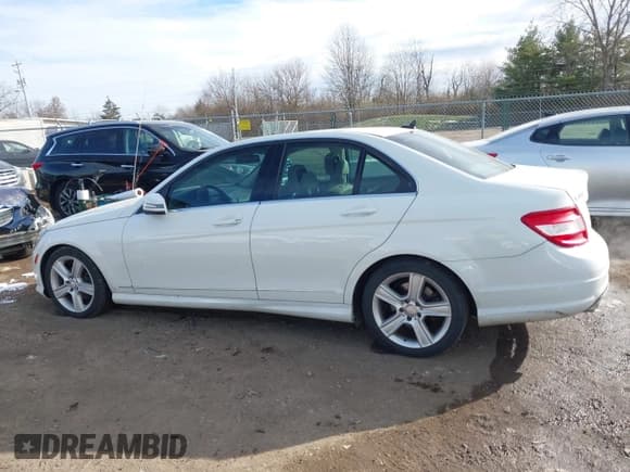 ✅ 2011 Mercedes-Benz C 300 Sport • VIN: WDDGF8BB4BR180565 • Lot: 43845789. Listed on IAAI with 144,831 mi. Free auction sales archive from the USA and detailed vehicle history report at DreamBid. Image 14.