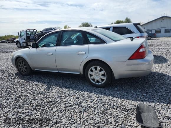 ✅ 2007 Ford Five Hundred SEL • VIN: 1FAFP24187G120737 • Lot: 80136925. Listed on Copart with 147,823 mi. Free auction sales archive from the USA and detailed vehicle history report at DreamBid. Image 2.