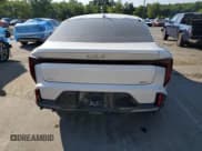 ✅ 2025 Kia K4 GT-Line • VIN: 3KPFW4DE4SE093847 • Lot: 67602635. Wystawiony na Copart z przebiegiem 3 669 mil. Bezpłatny archiwum sprzedaży aukcyjnych z USA i szczegółowy raport historii pojazdu na DreamBid. Zdjęcie 6.