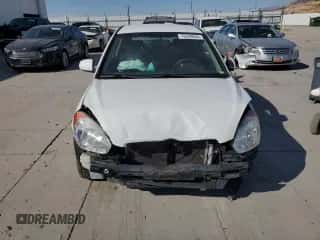2010 Hyundai Accent GS z VIN KMHCM3AC2AU162746, wystawiony jako Copart lot #75228044 z przebiegiem Nie podano mil oraz Szkoda całkowita • Salvage title. Historia ofert i sprzedaży dostępna na DreamBid. Obrazek 5.