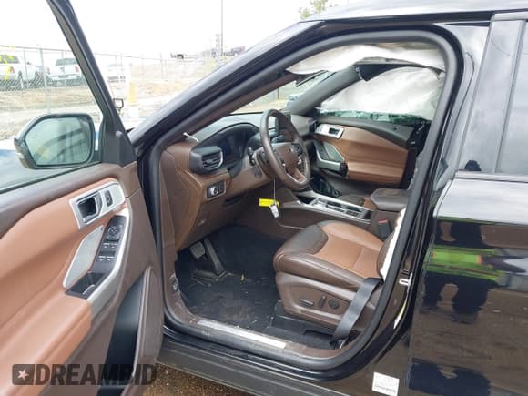 ✅ 2021 Ford Explorer King Ranch • VIN: 1FM5K7LC9MGC20146 • Лот: 42121400. Опубликован ранее на IAAI с пробегом 20 931 миль. Бесплатный доступ к архиву аукционных продаж из США и подробный отчёт об истории автомобиля на DreamBid. Изображение 5.