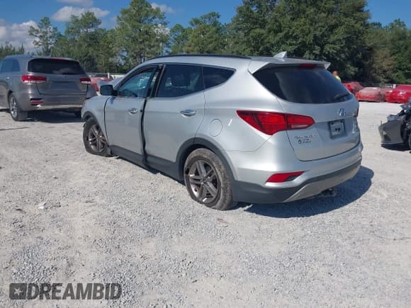 ✅ 2017 Hyundai Santa Fe 2.4L • VIN: 5XYZU3LB4HG399480 • Lot: 43458871. Listed on IAAI with 118,792 mi. Free auction sales archive from the USA and detailed vehicle history report at DreamBid. Image 3.