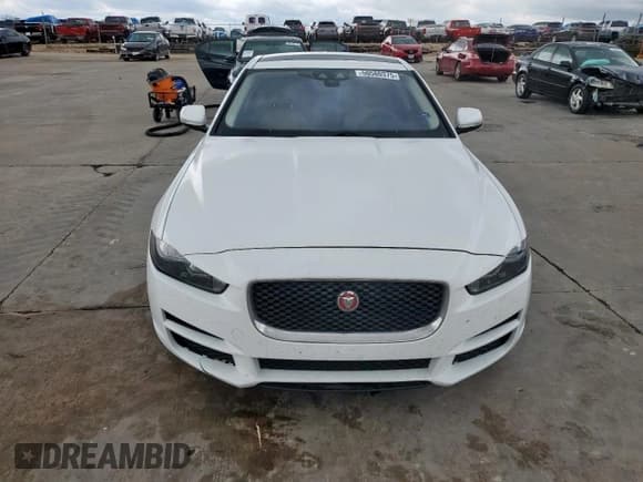 ✅ 2018 Jaguar XE 25t • VIN: SAJAR4FX4JCP31280 • Лот: 50580375. Опубликован ранее на Copart с пробегом 125 060 миль. Бесплатный доступ к архиву аукционных продаж из США и подробный отчёт об истории автомобиля на DreamBid. Изображение 5.