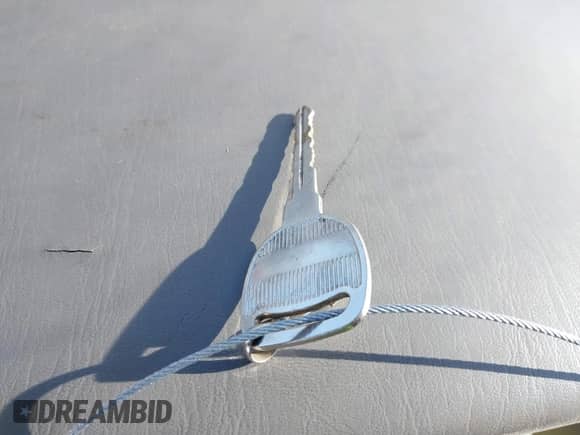 ✅ 2002 Chevrolet Malibu • VIN: 1G1ND52J12M617974 • Lot: 40932020. Wystawiony na IAAI z przebiegiem 242 024 mil mil. Skorzystaj z bezpłatnego archiwum sprzedaży aukcyjnych z USA i zobacz szczegółowy raport historii pojazdu na DreamBid. Zdjęcie 11.