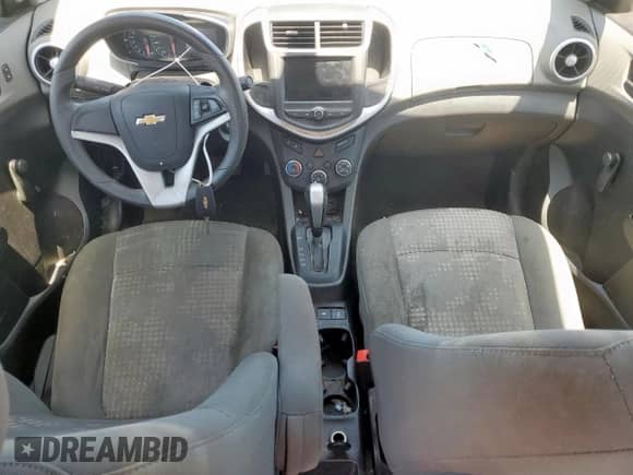 2020 Chevrolet Sonic LS с VIN 1G1JB5SB0L4140050, выставлен на аукционе Copart как лот 65714355 с пробегом 81 599 миль миль и Списание • Salvage title. История ставок и продаж доступна на DreamBid. Изображение 8.