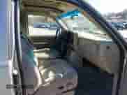 2002 Chevrolet Silverado 1500 LS с VIN 2GCEK19T421197667, выставлен на аукционе IAAI как лот 43621046 с пробегом 215 058 миль миль и . История ставок и продаж доступна на DreamBid. Изображение 5.